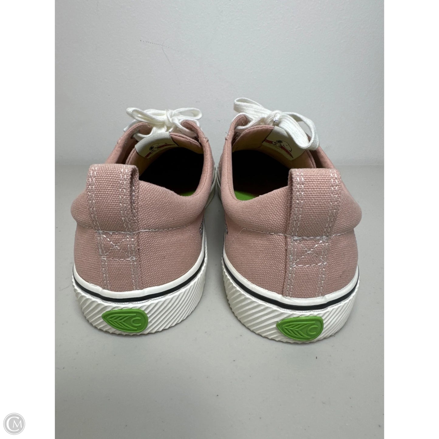 Shoes Sneakers By Cariuma In Pink, Size: 11