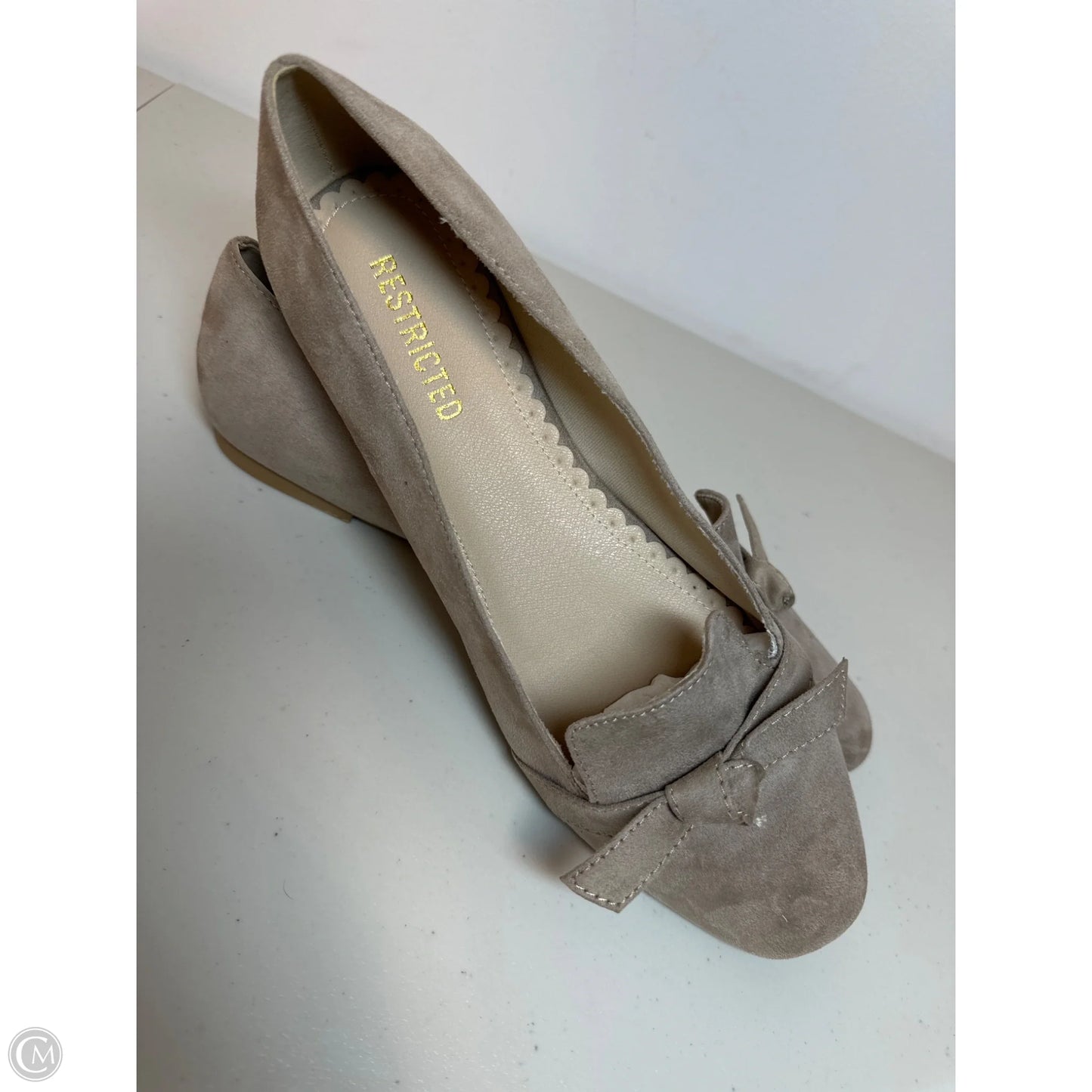 Shoes Flats By Restricted In Taupe, Size: 11