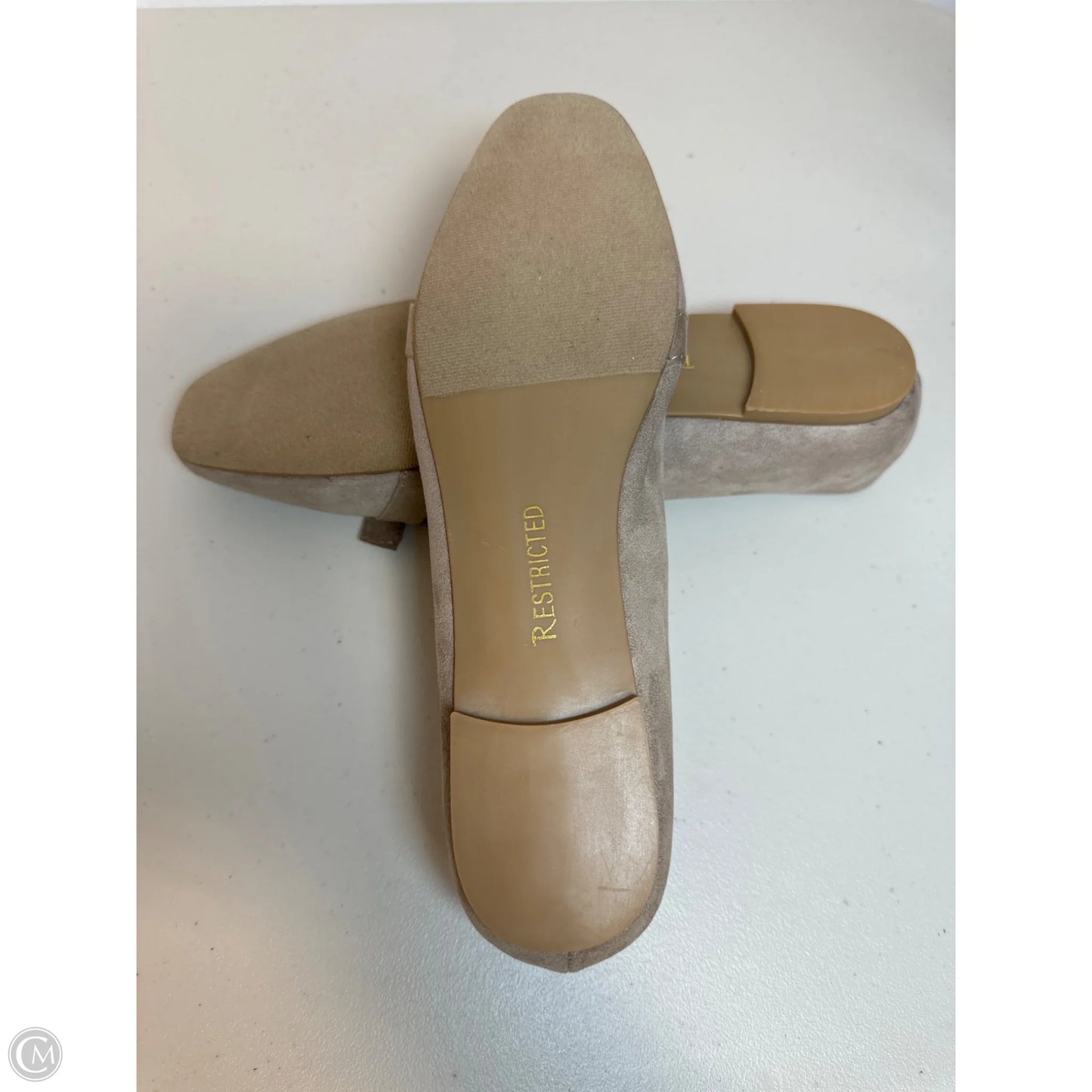 Shoes Flats By Restricted In Taupe, Size: 11