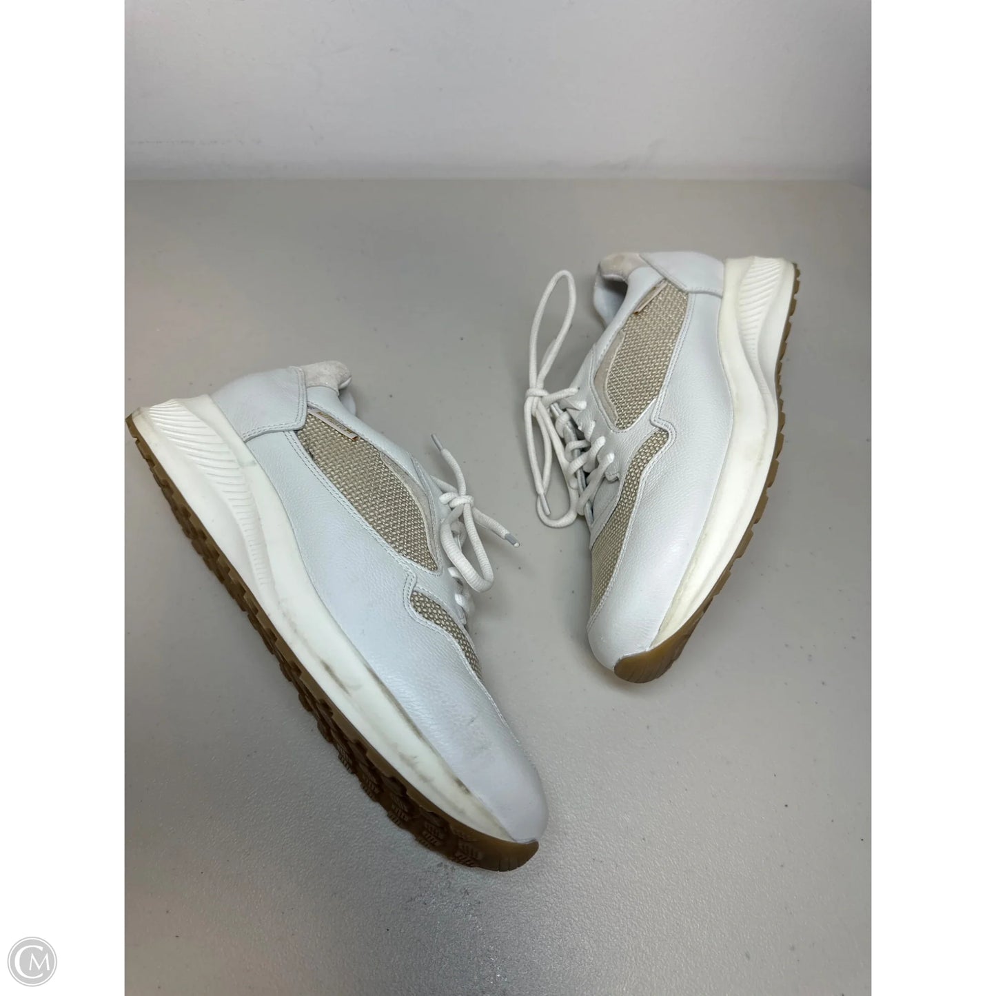 Shoes Athletic By Mephisto In White, Size: 7