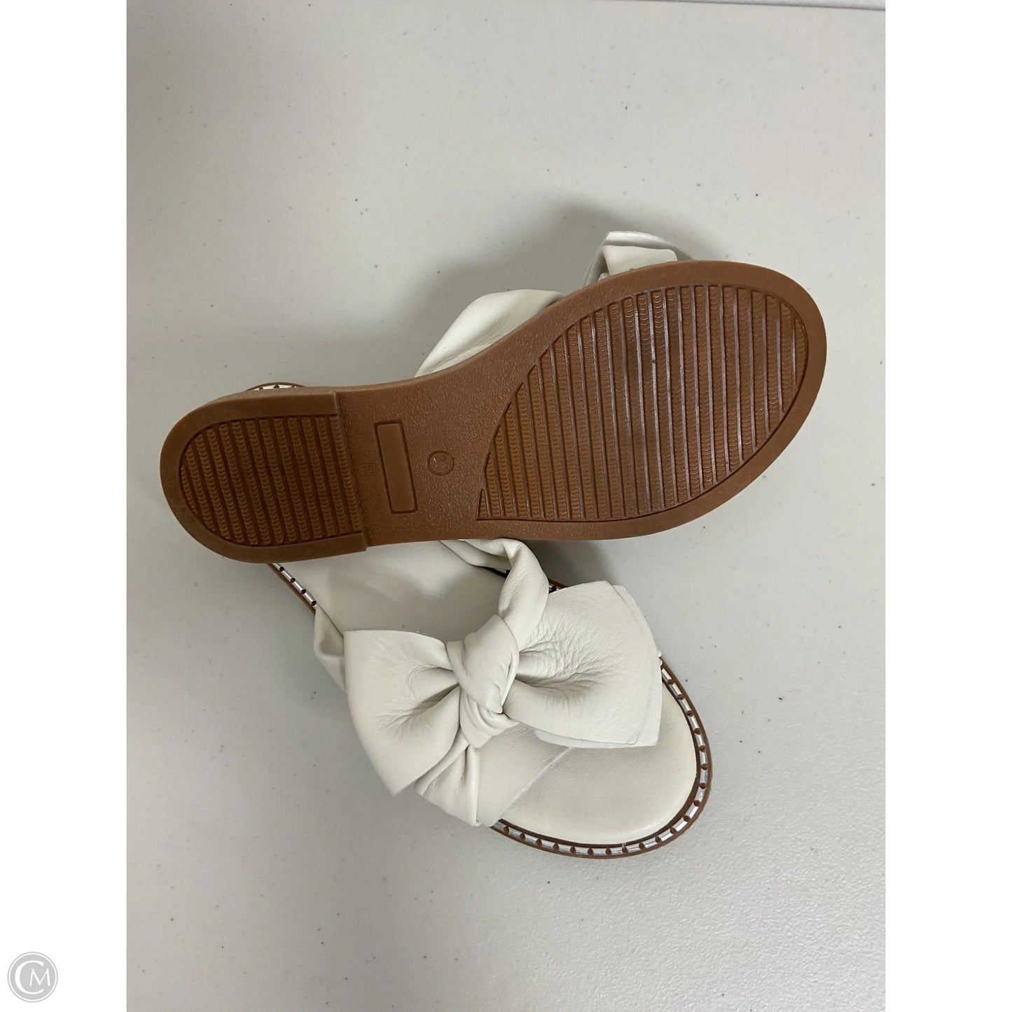 Sandals Flats By Cmc In Cream, Size: 6.5