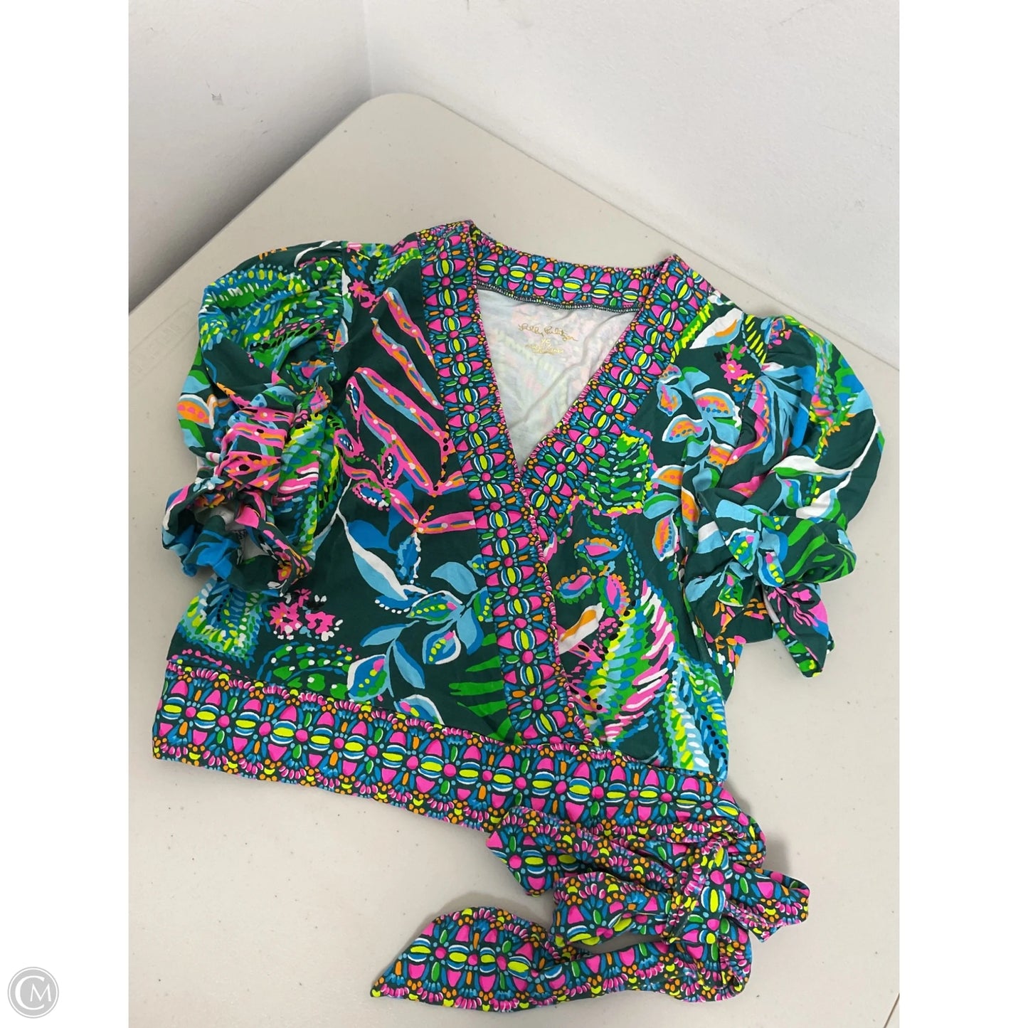 Top Short Sleeve Designer By Lilly Pulitzer In Multi-colored, Size: Xs