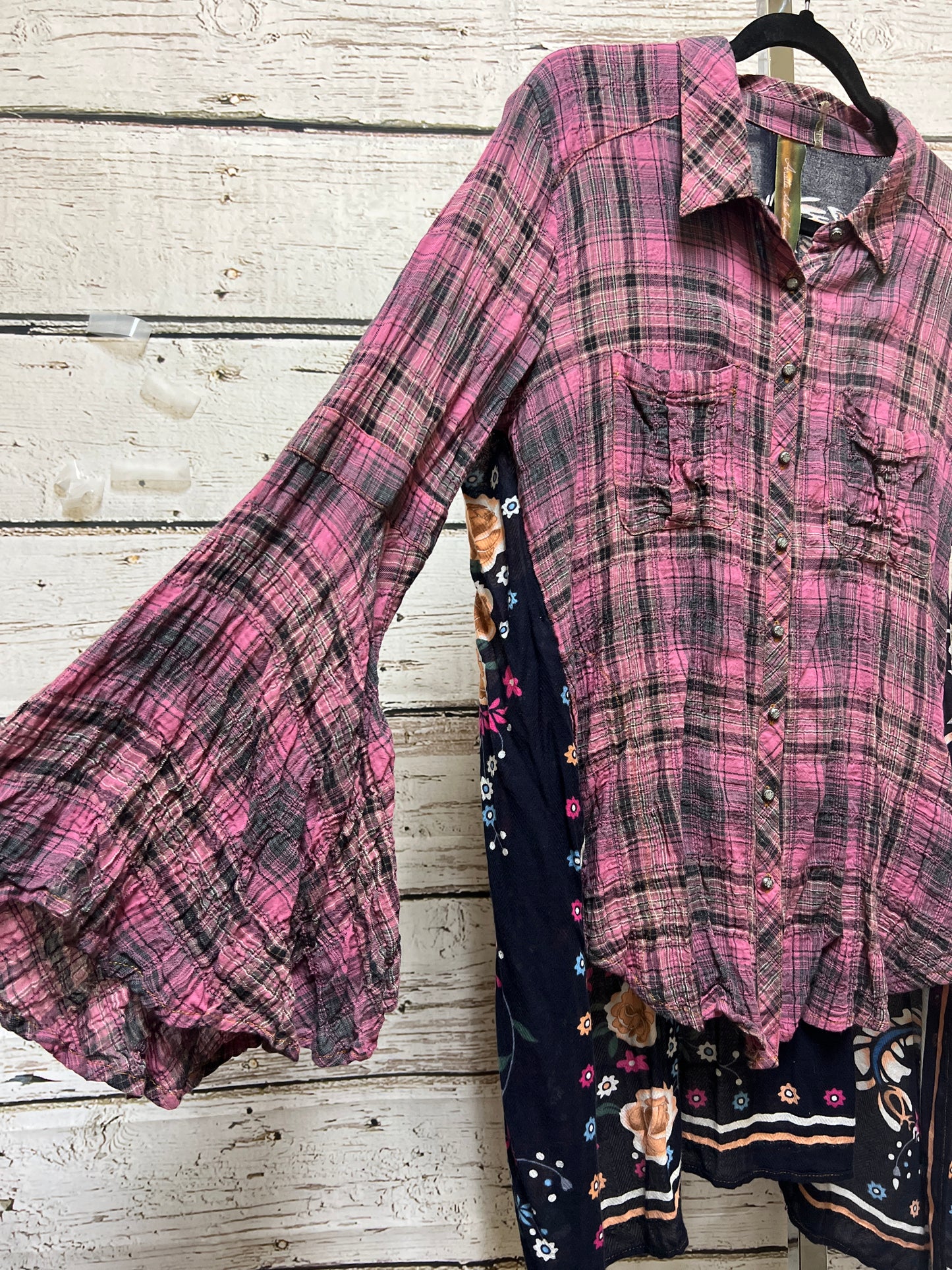 Tunic Long Sleeve By Aratta Silent Journey Size: L