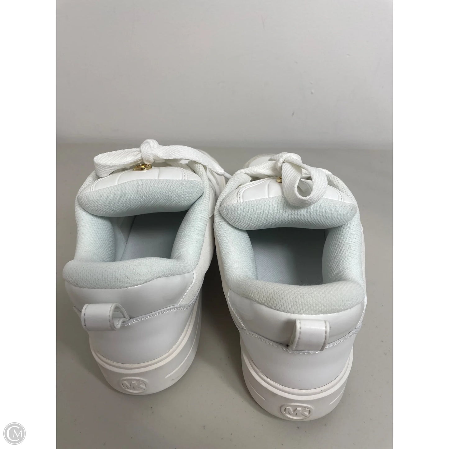 Shoes Designer By Michael Kors In White & Yellow, Size: 10