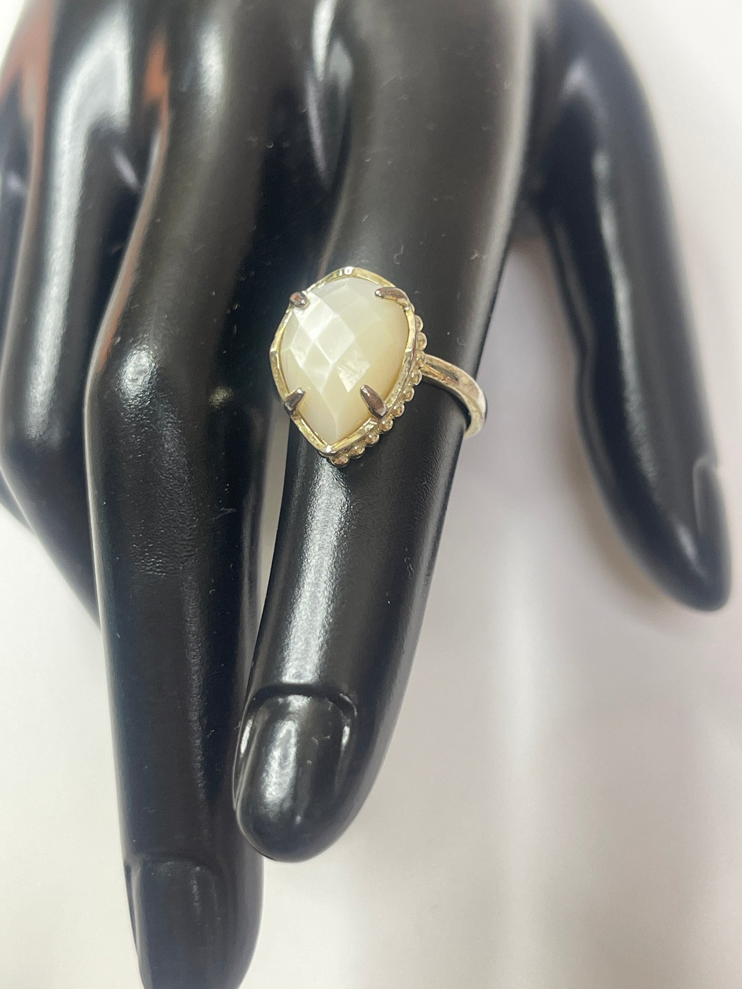 Ring Statement By Kendra Scott Size: 5