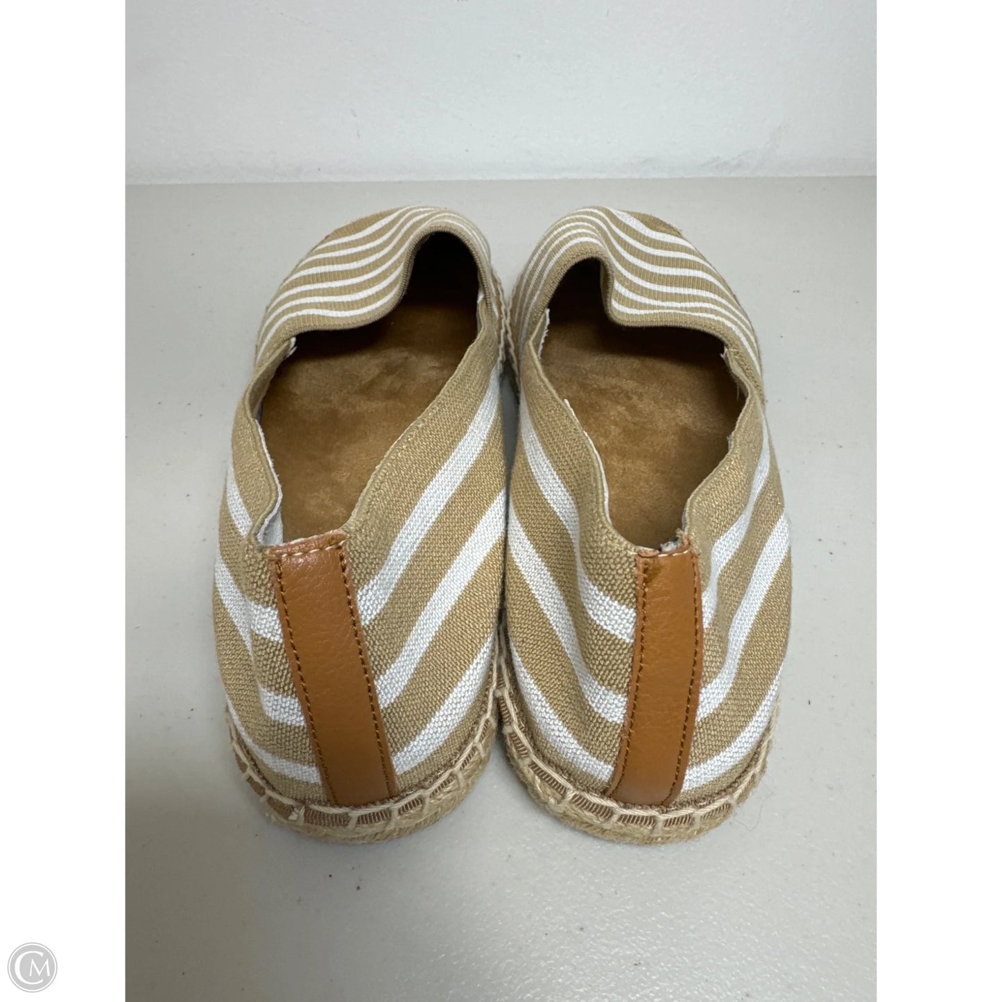 Shoes Flats By Vionic In Cream & Tan, Size: 8.5