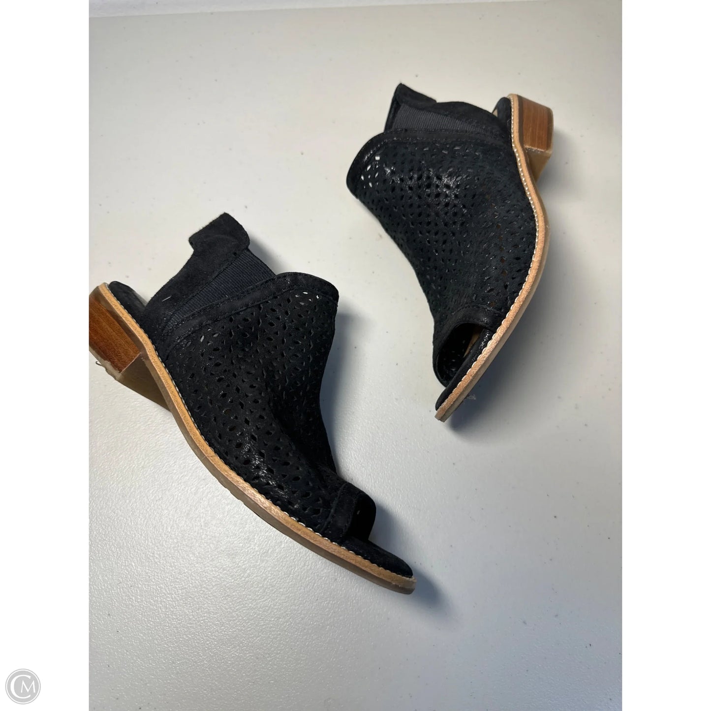 Sandals Flats By Sofft In Black, Size: 6