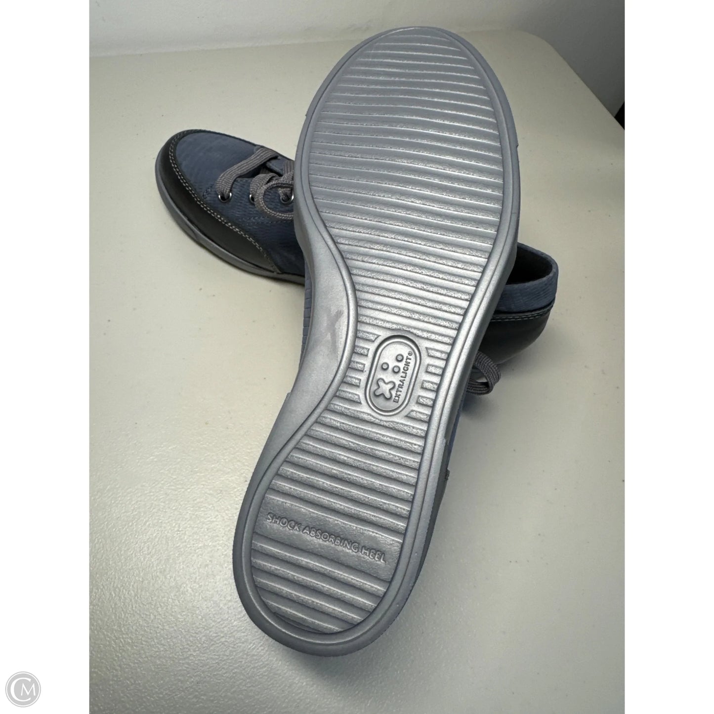 Shoes Sneakers By Munro In Navy, Size: 6