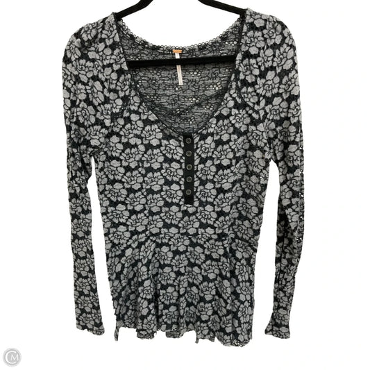 Top Long Sleeve By Free People In Grey, Size: L