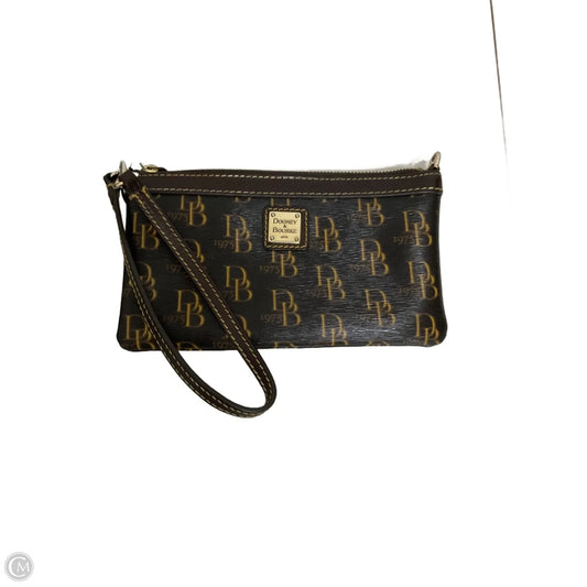 Wristlet Designer By Dooney And Bourke, Size: Medium