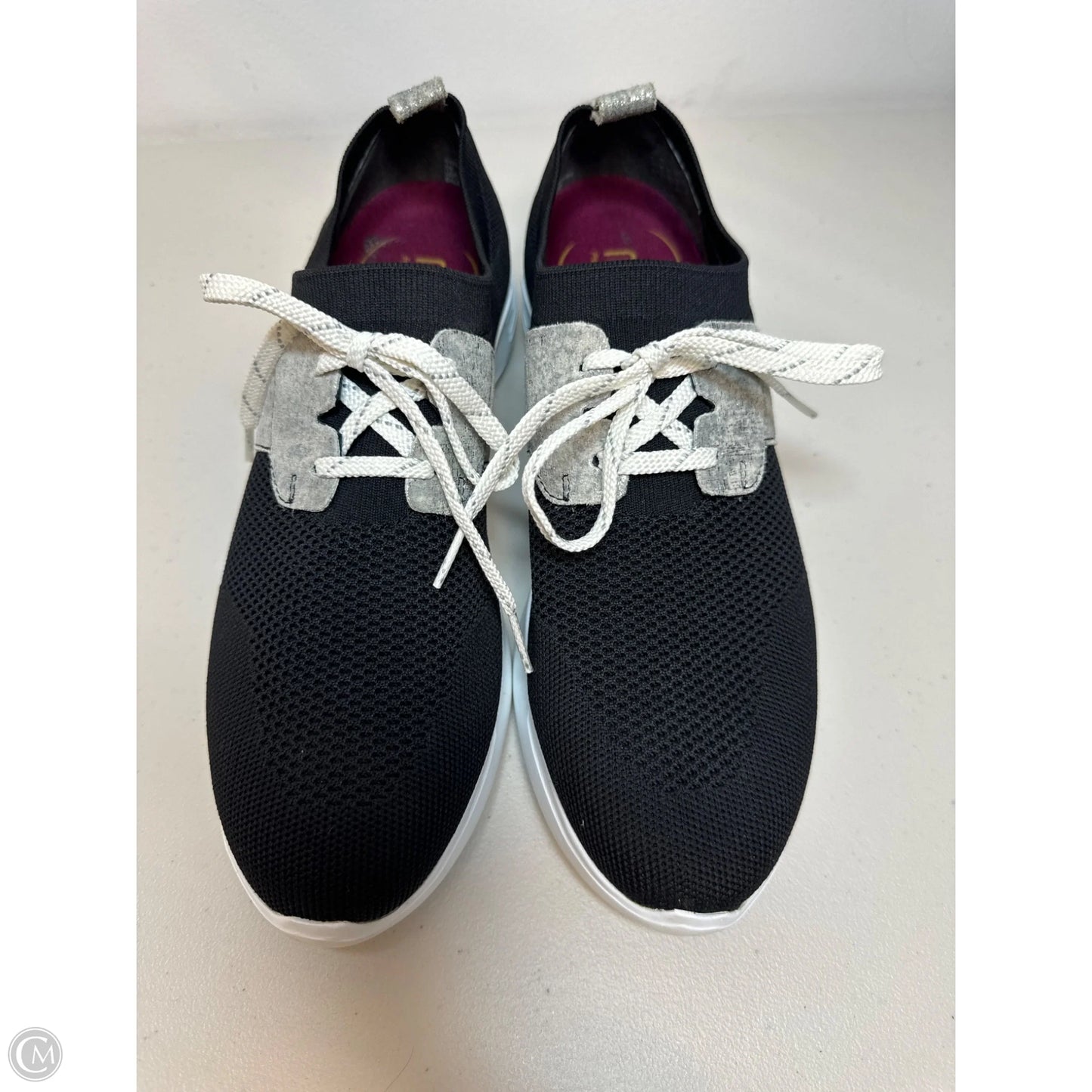 Shoes Sneakers By Munro In Black & Silver, Size: 9