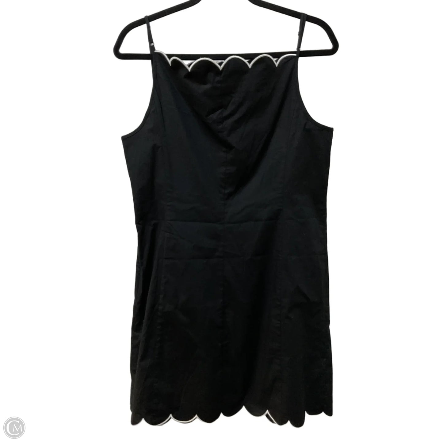 Dress Casual Short By Clothes Mentor In Black & White, Size: L