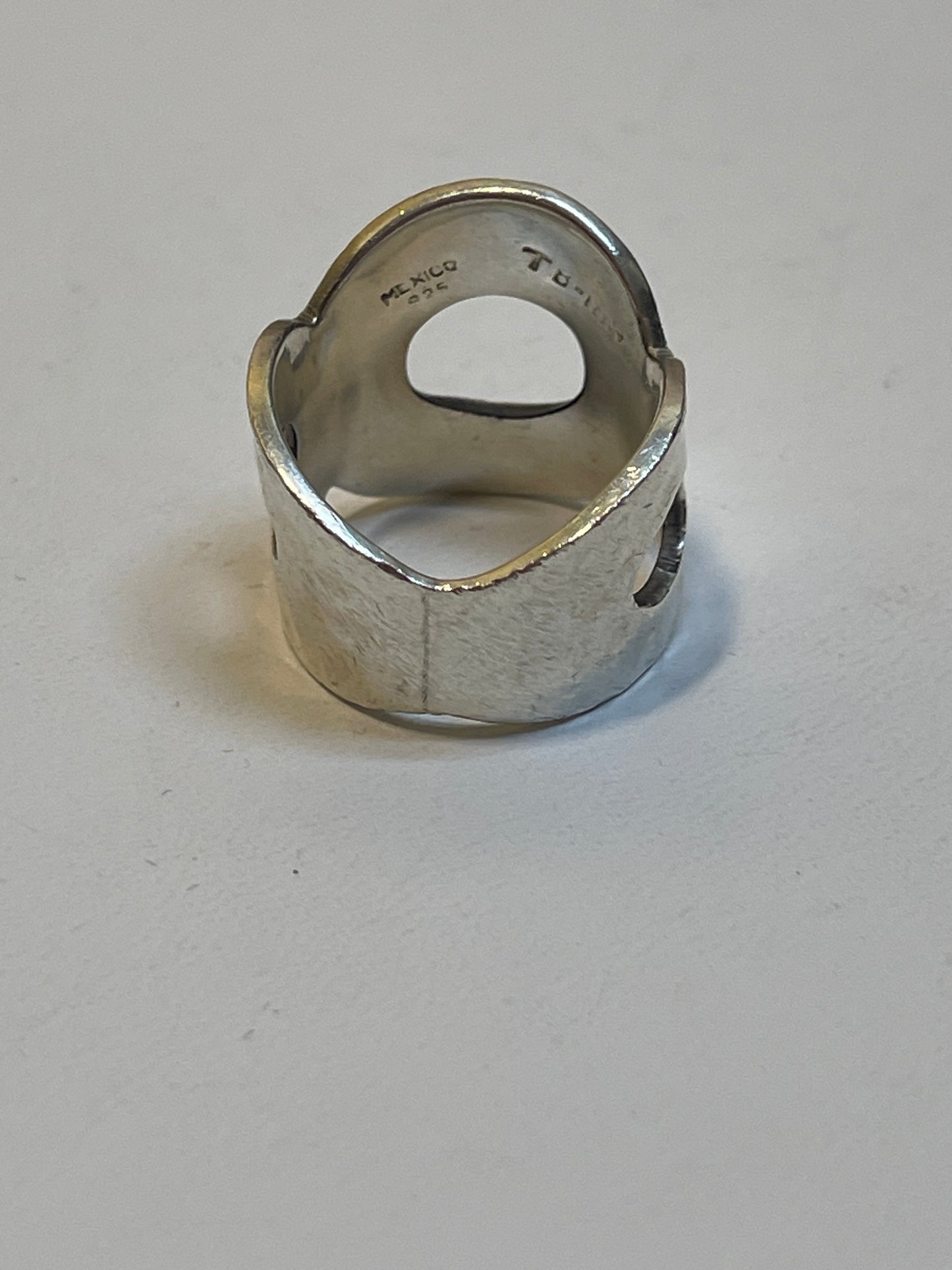 Ring Band By Clothes Mentor, Size: 7.5