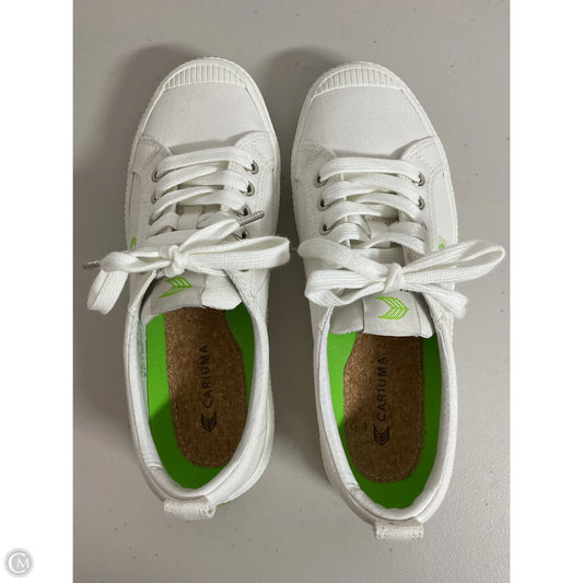 Shoes Sneakers By Cmc In White, Size: 7.5