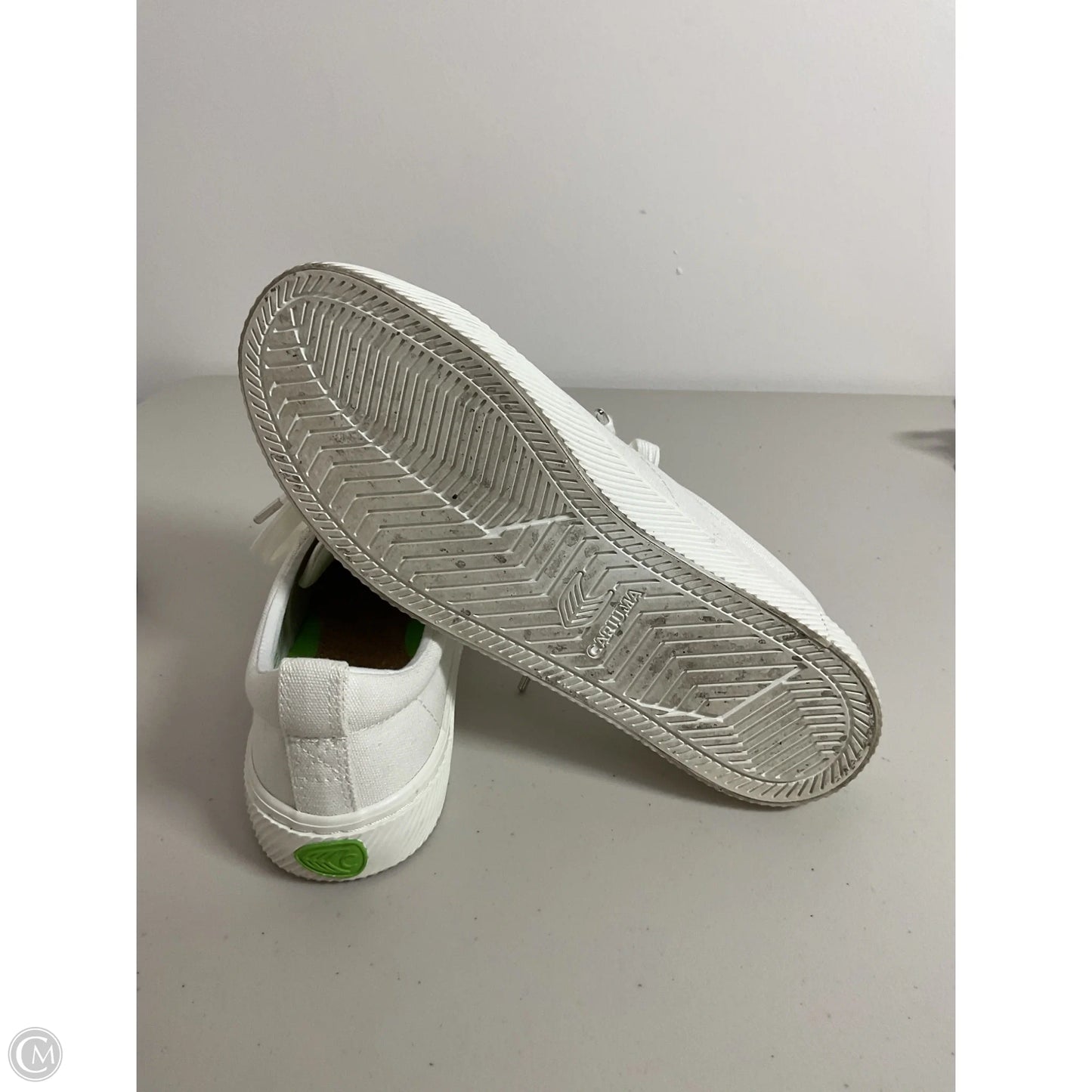 Shoes Sneakers By Cmc In White, Size: 7.5