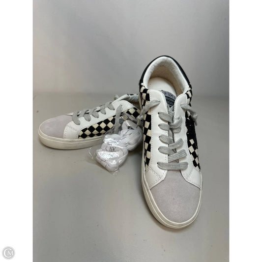 Shoes Sneakers By Vintage Havana In Checkered Pattern, Size: 8.5