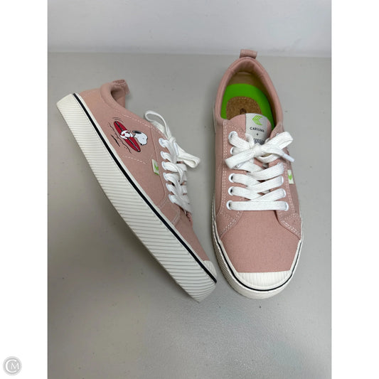 Shoes Sneakers By Cariuma In Pink, Size: 11