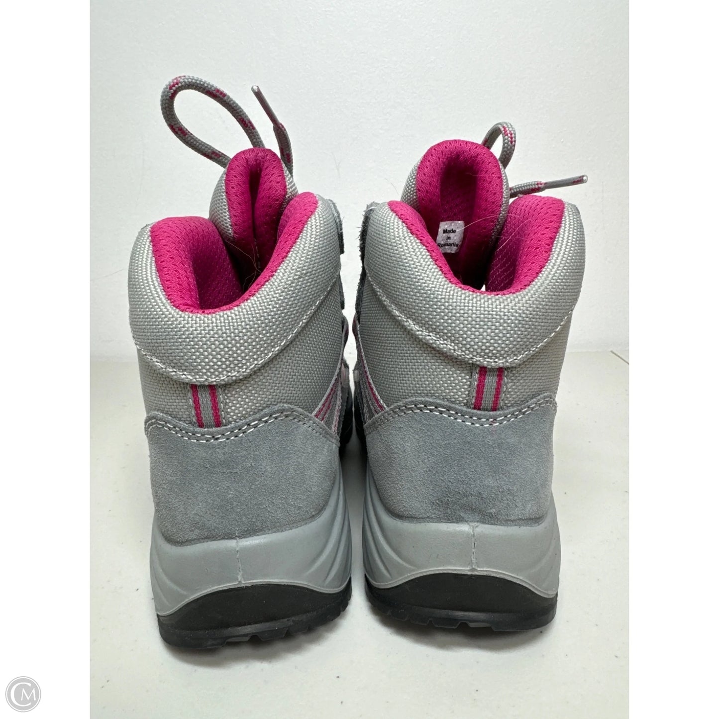 Boots Hiking By Clothes Mentor In Grey & Pink, Size: 6.5
