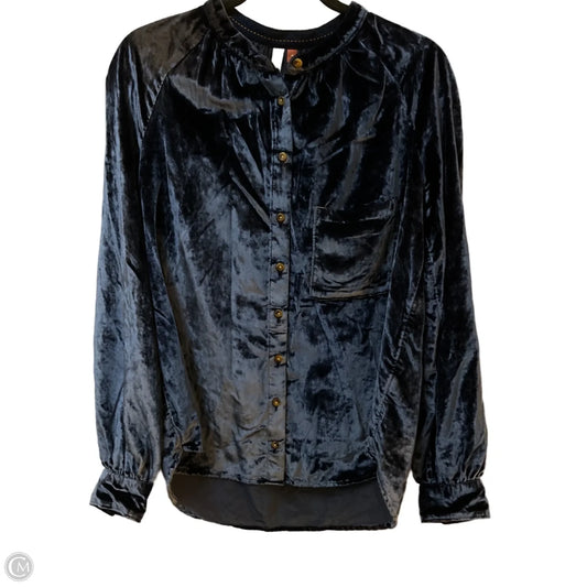 Top Long Sleeve By Pilcro In Navy, Size: M