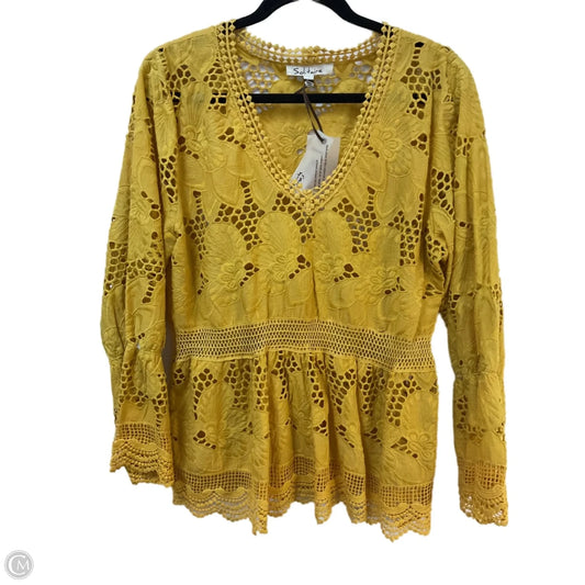 Top Long Sleeve By Solitaire In Gold, Size: L