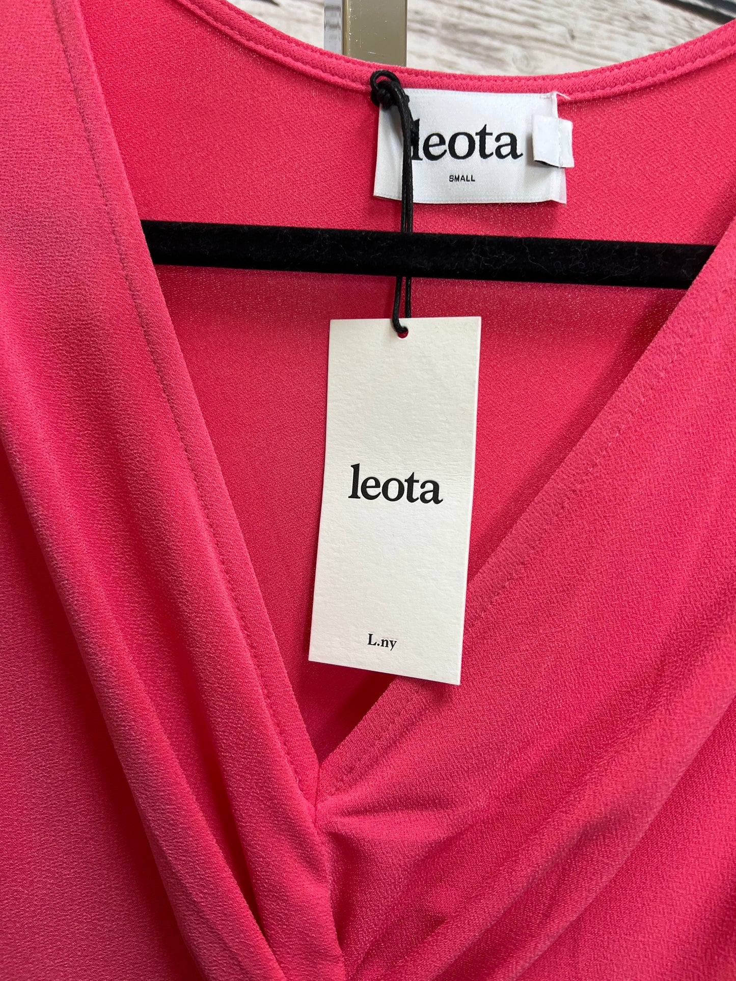 Dress Casual Short By Leota  Size: S