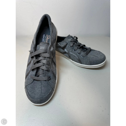 Shoes Sneakers By Skechers In Grey, Size: 8.5
