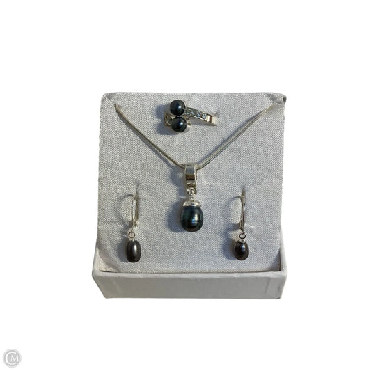 Necklace Set By Clothes Mentor