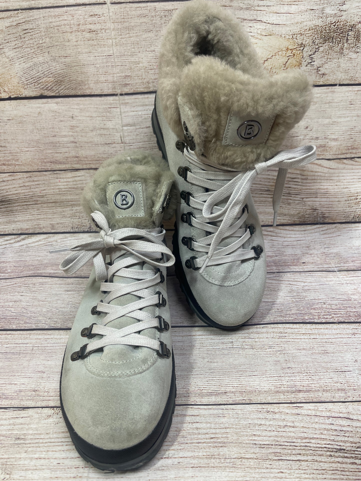 Boots Snow By Cma In Grey, Size: 10