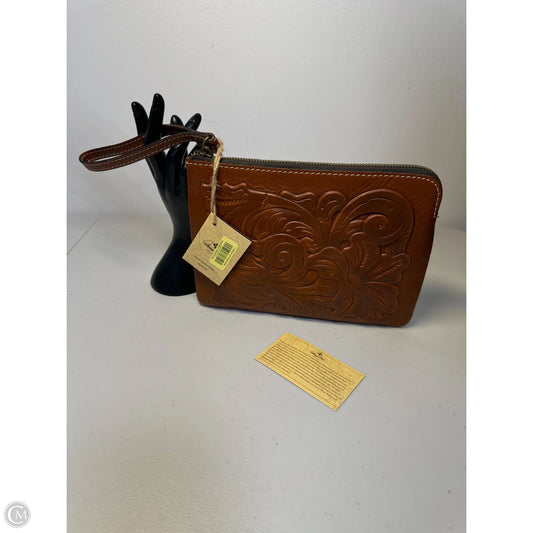 Wristlet Designer By Patricia Nash, Size: Large