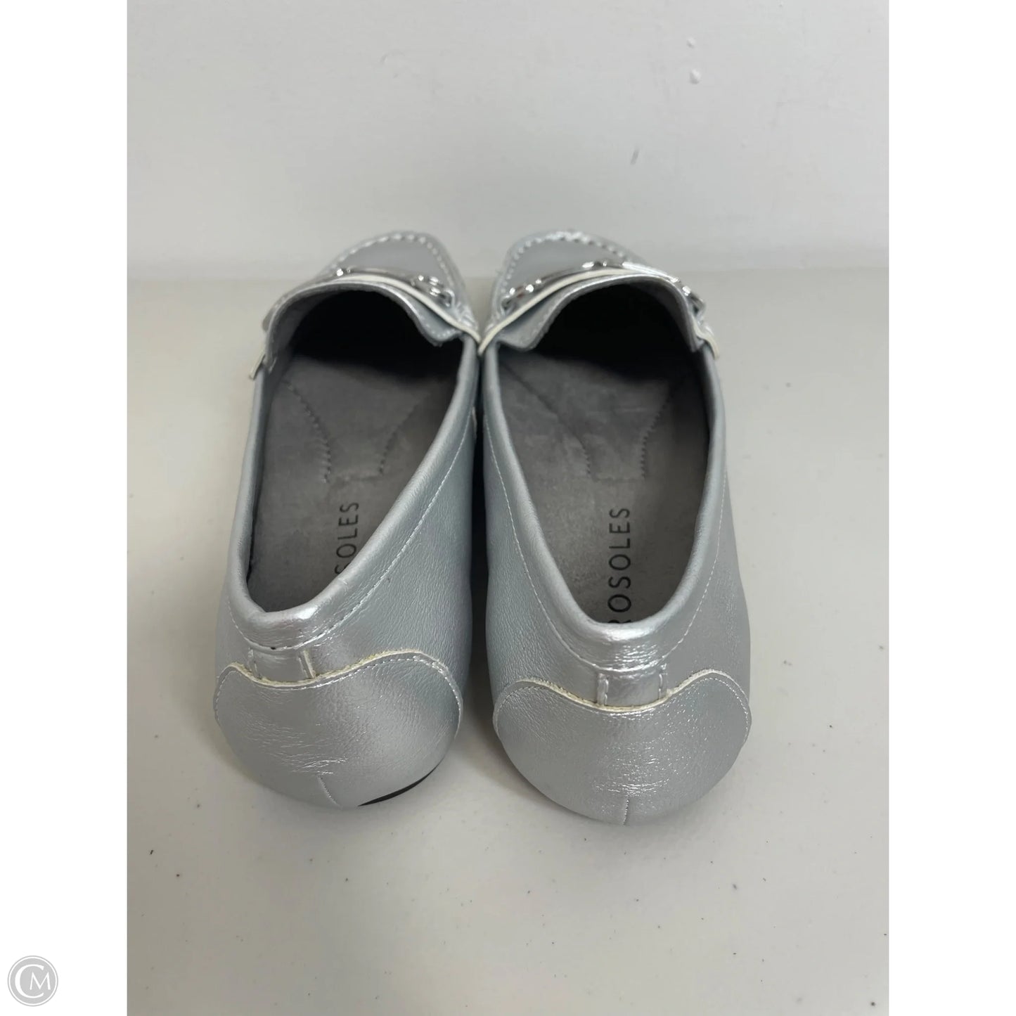 Shoes Flats By Aerosoles In Silver, Size: 6.5
