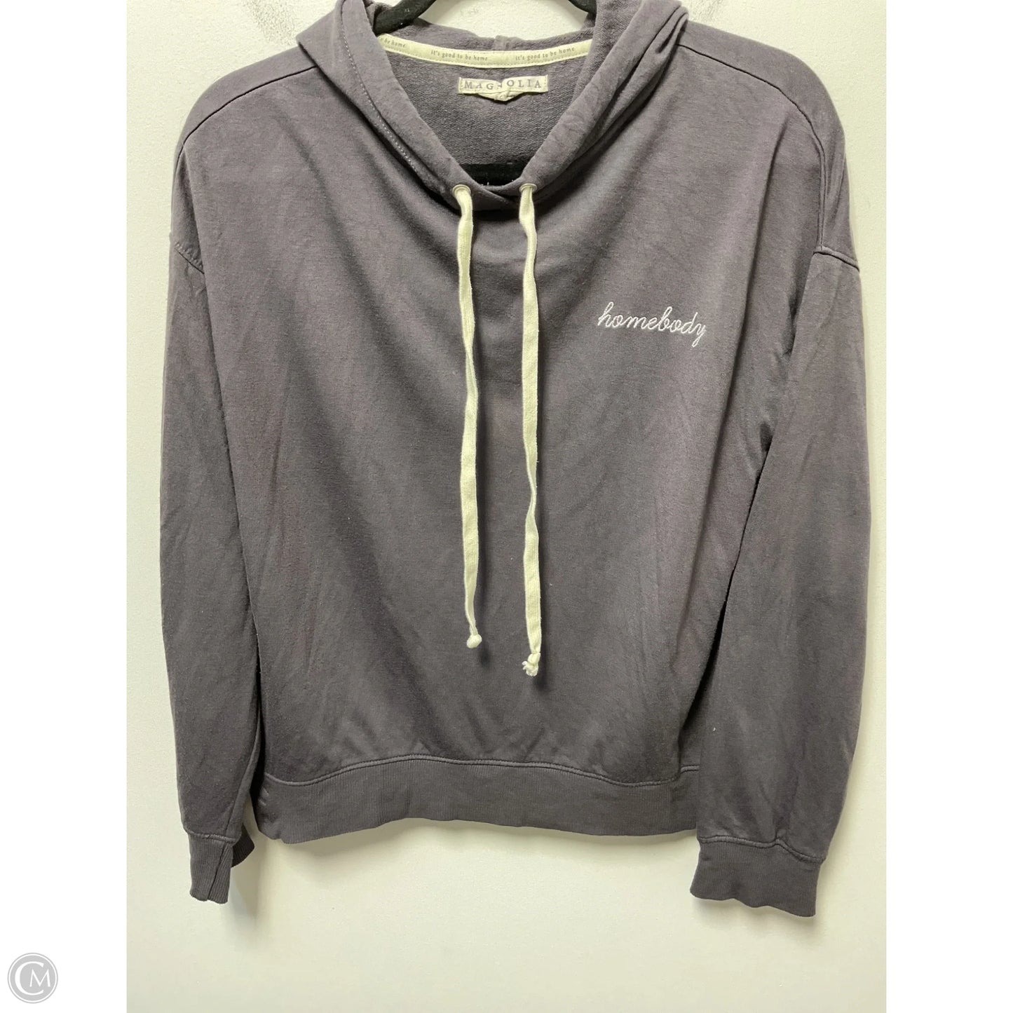 Sweatshirt Hoodie By Clothes Mentor In Grey, Size: Xs