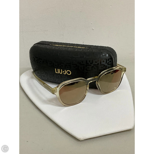Sunglasses By Cmb, Size: Medium