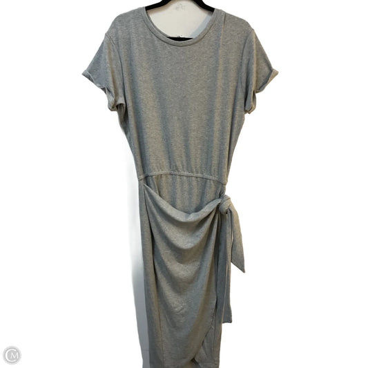 Dress Casual Midi By Clothes Mentor In Grey, Size: M