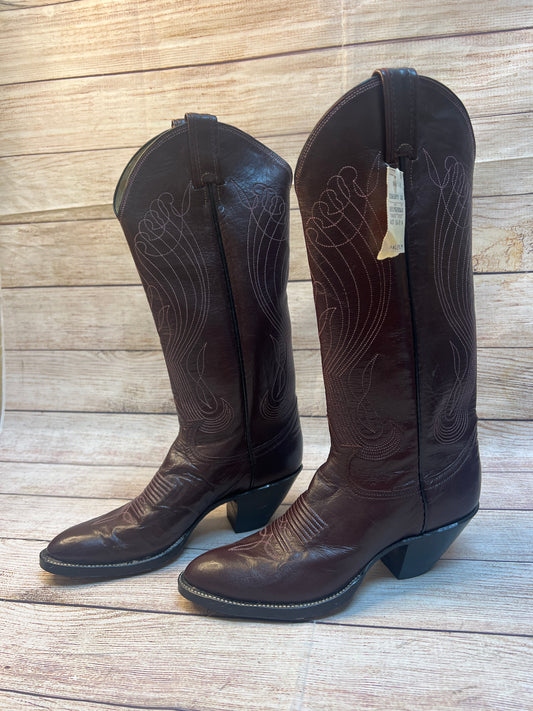 Boots Western By Tony Lama  Size: 5.5